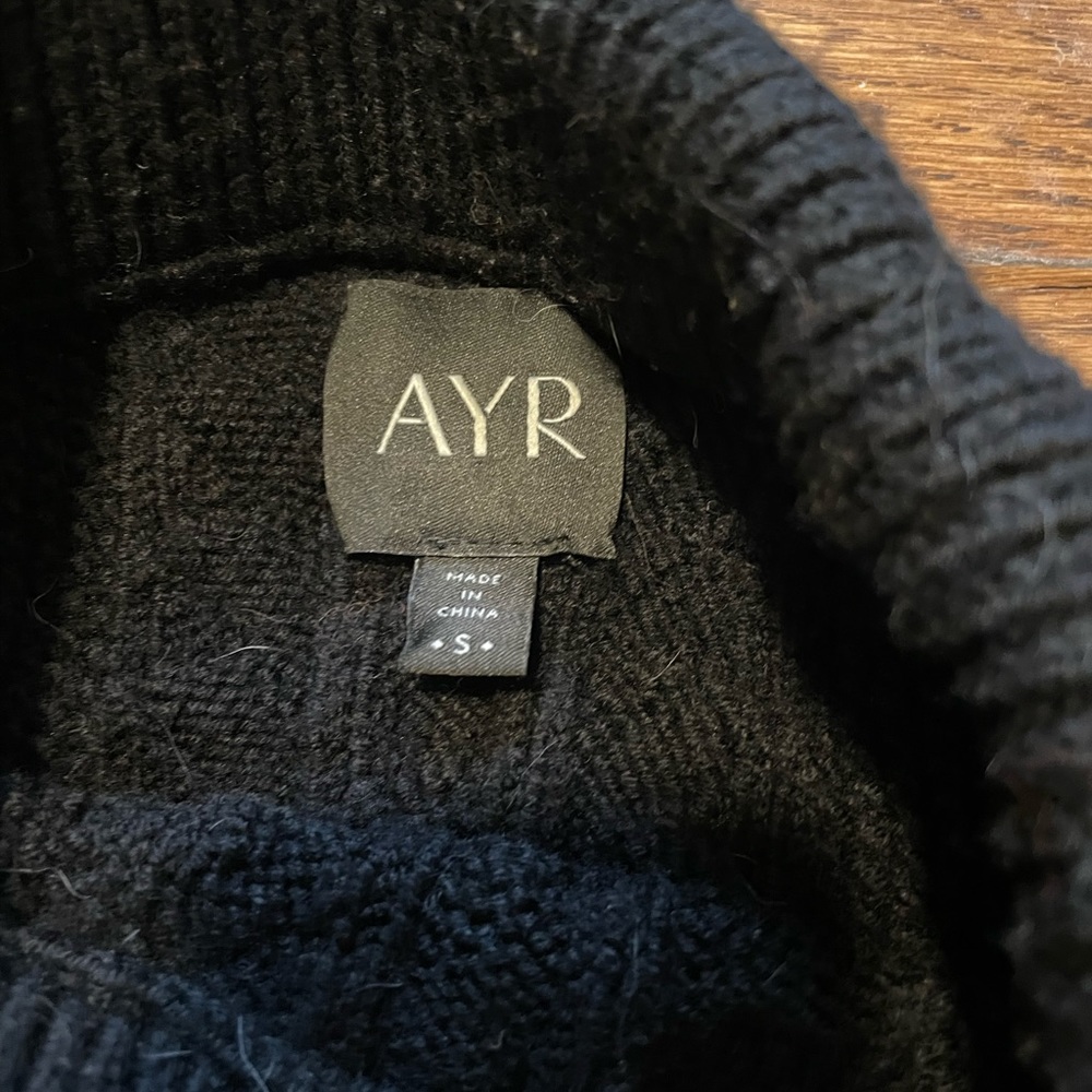 AYR Sweater - Picture 2 of 2